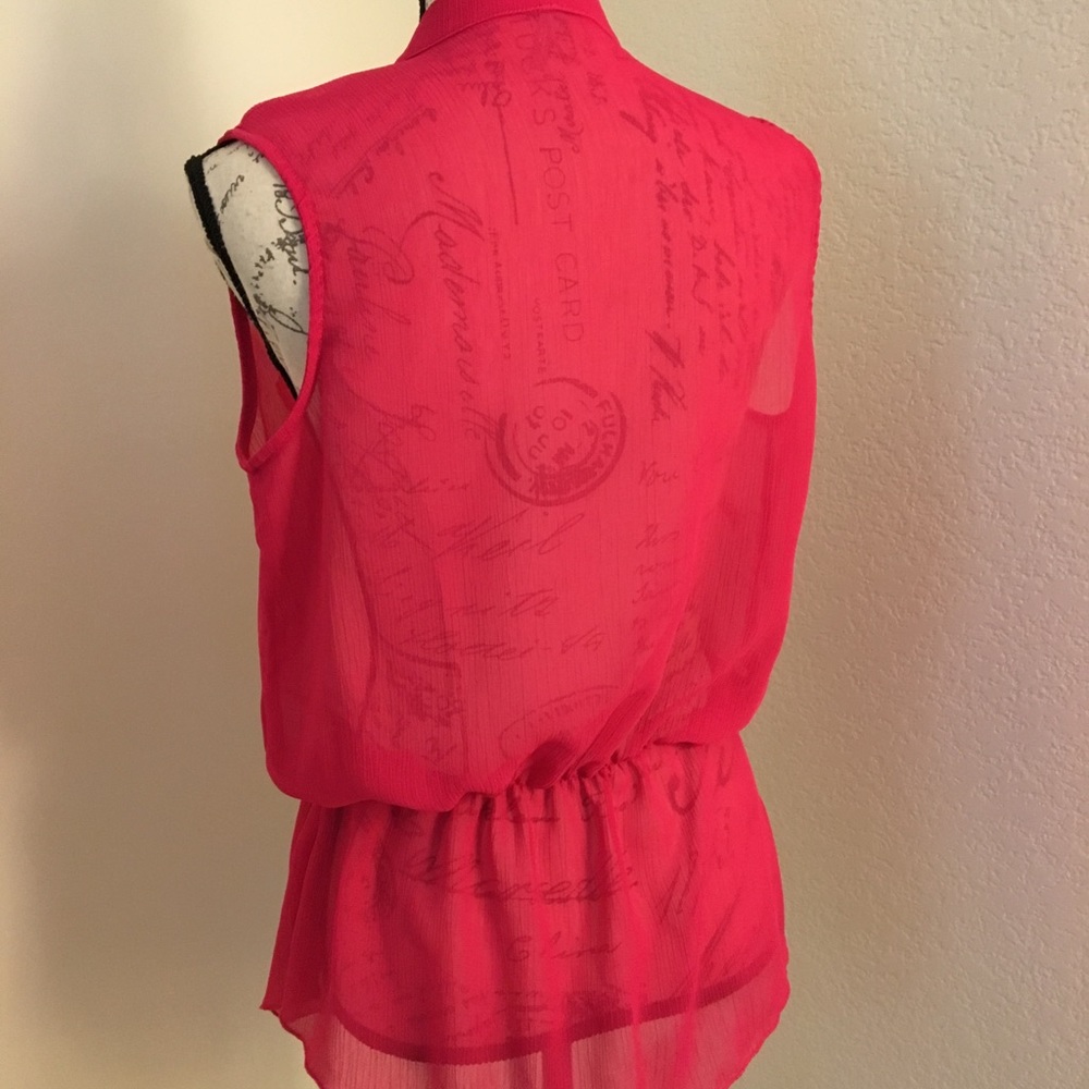 MAX Rave NWT Blouse Red. - Picture 3 of 3